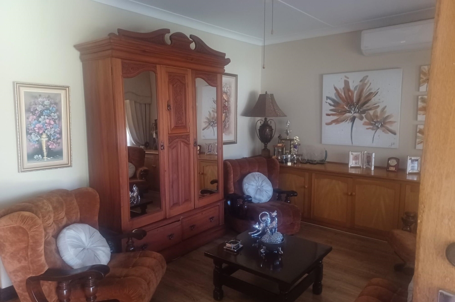 5 Bedroom Property for Sale in St Helena Free State